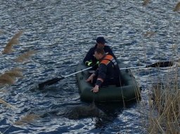 В Константиновке из водоема достали тело погибшего человека