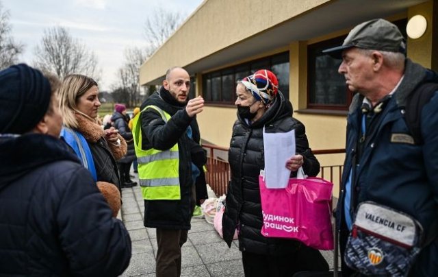 
Не потерять защиту. На какое время украинцы могут приезжать домой из Польши
