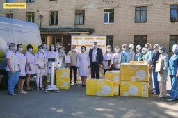 Константиновка получила современные аппараты ИВЛ от Фонда Рината Ахметова