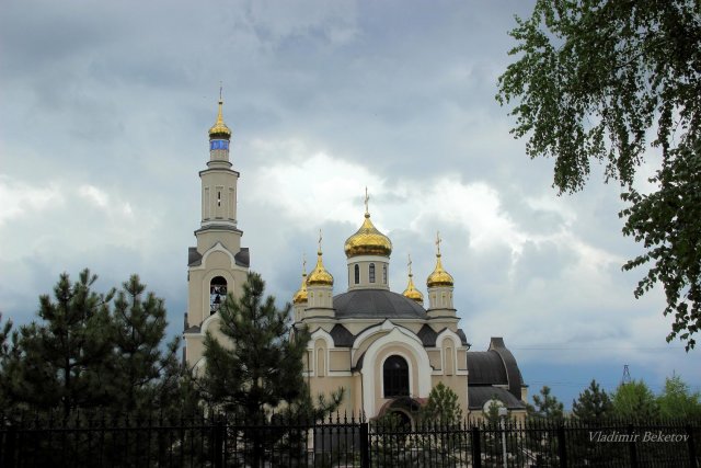 Свято-Успенская церьковь