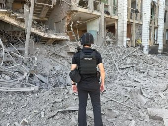 Авиаудары по Константиновке: повреждены десятки объектов, ранены гражданские (ВИДЕО)