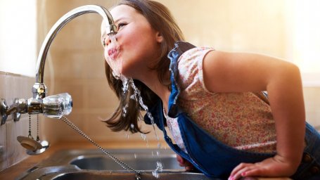 В Константиновке из-за обстрелов небезопасно пить сырую воду