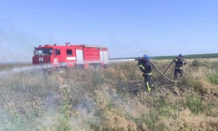 В Константиновской громаде из-за обстрела возник пожар