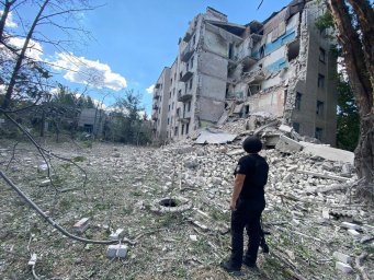 Массированный удар по Константиновке: двое погибших, 14 раненых, разрушена гражданская инфраструктура (ФОТО)